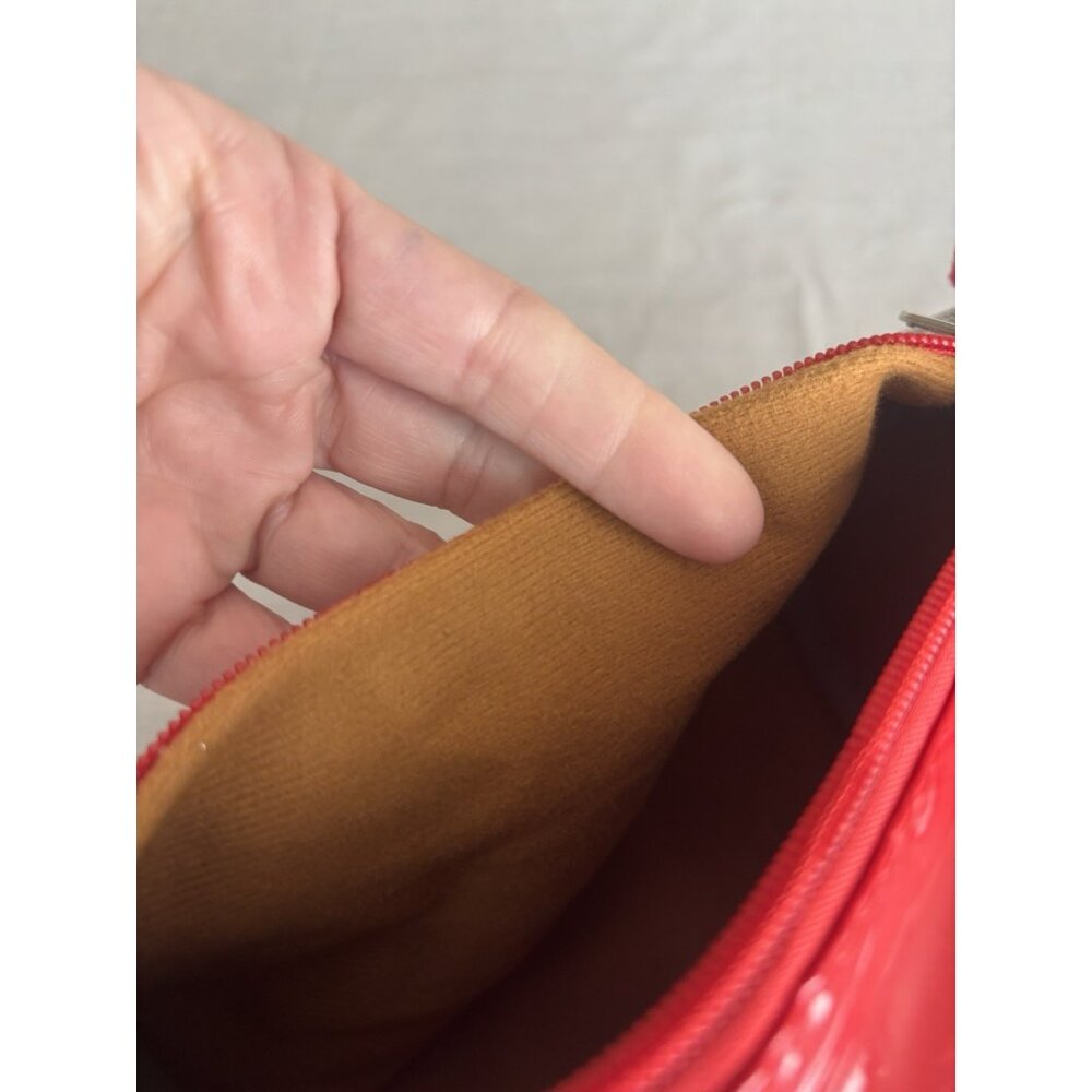 Coca Cola Vintage Sporty Coke Can Crossbody Bag Patent Leather - Picture 5 of 13